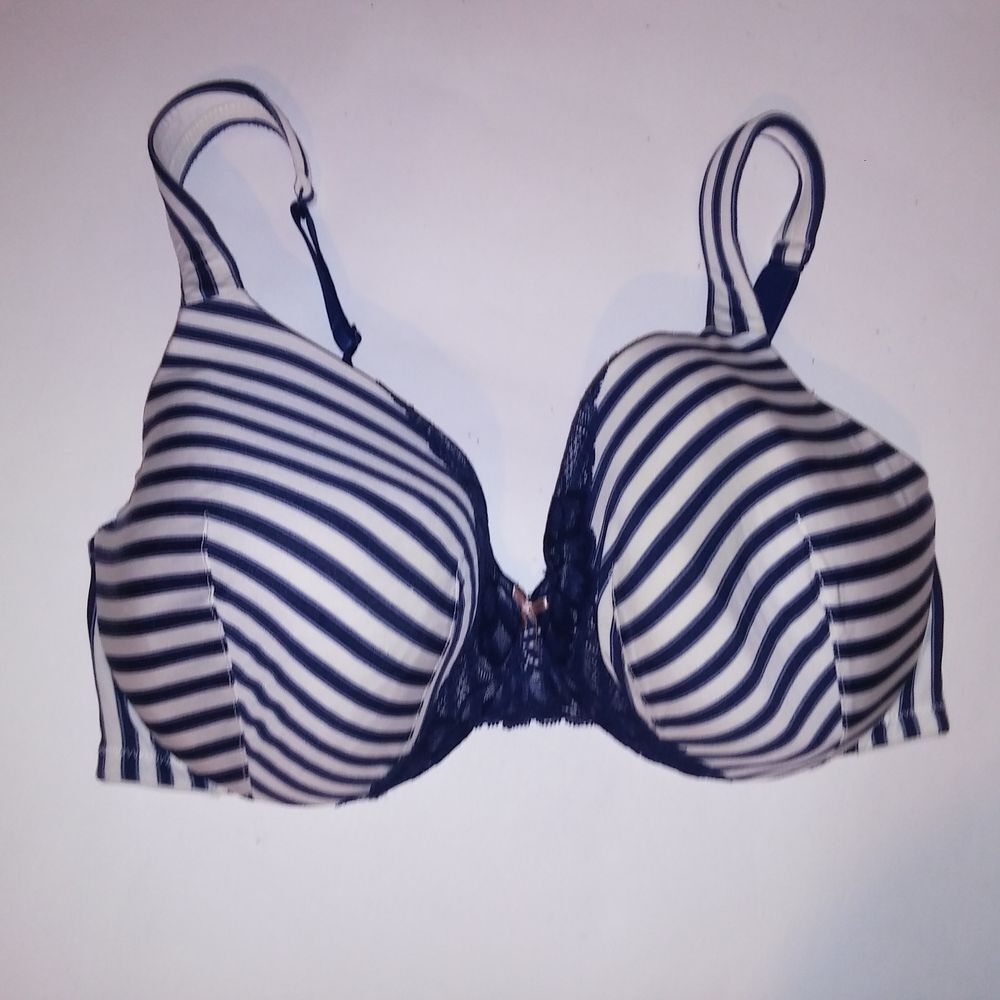 Cacique Bra 38DD Lightly Lined Full Coverage Blue White Stripe Underwire